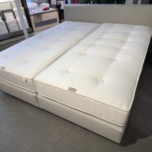 Schramm Bett Cube Limited Edition